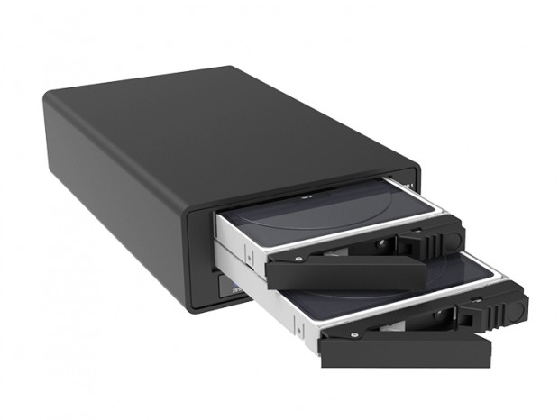 STARDOM、U.2 SSD対応の2ベイRAIDケース「UR2D-B32」