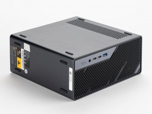 MINISFORUM「MS-02 Ultra」レビュー