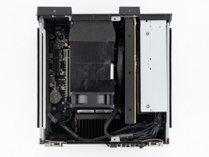 MINISFORUM「MS-02 Ultra」レビュー