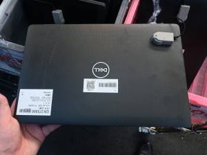 Latitude 7320