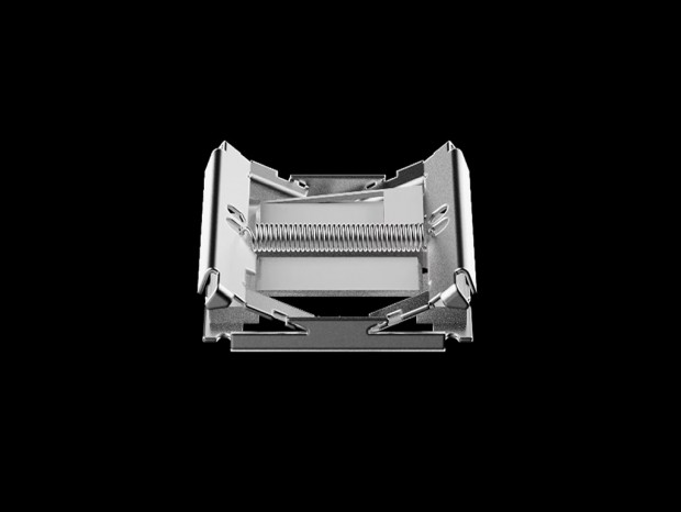 厚さわずか4.75mm、超薄型メカニカルキーボード「Altar II」