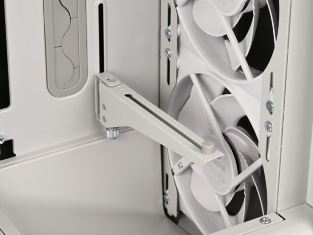 Fractal Design「Define One」