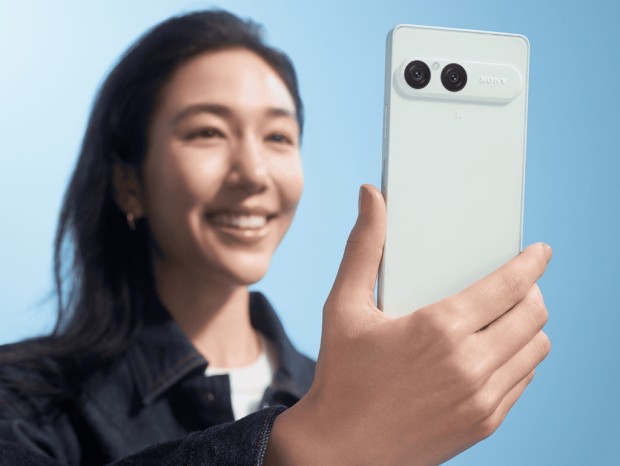 屋外でも見やすい。輝度50％向上のミドルレンジスマホ、ソニー「Xperia 10 VIII」