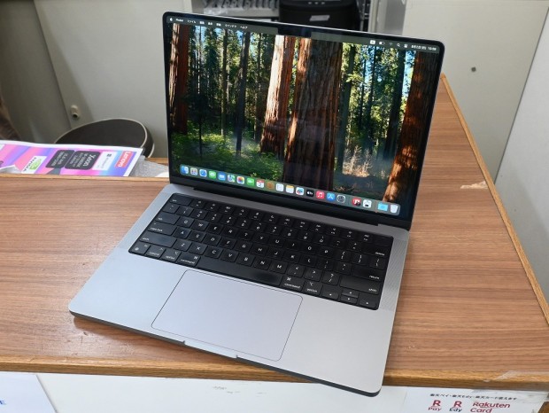 MacBook Pro M2 Pro