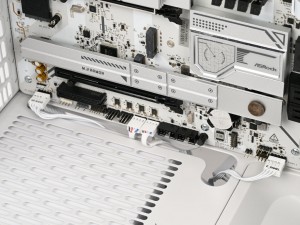 Fractal Design「Define One」