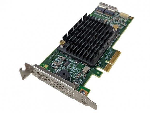 独自RAIDコントローラー搭載の4ベイNAS、ニューテック「Ness4300」