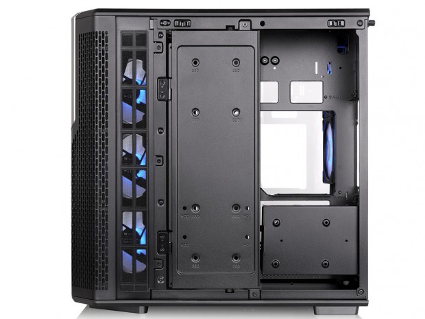 Thermaltake「View 590 TG ARGB」