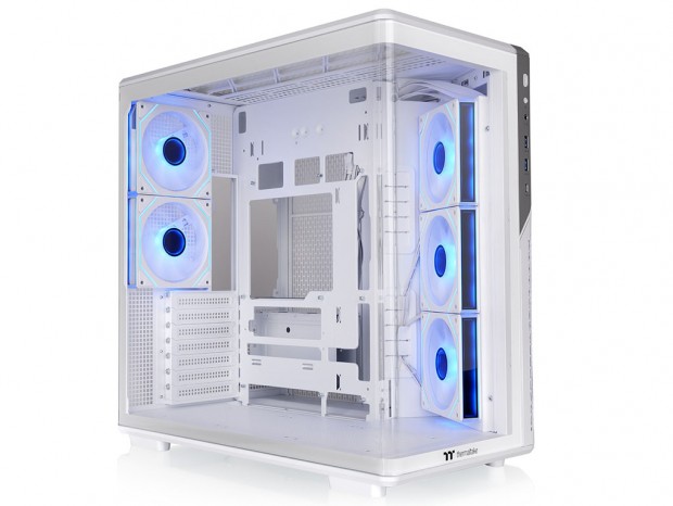 斜め配置ファン5基で魅せて冷やす、Thermaltake「View 590 TG ARGB」発売