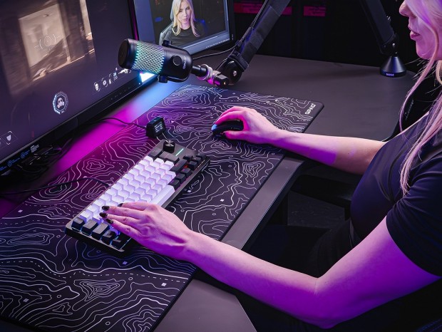 QPAD、ガスケットマウント採用キーボード「Loop TKL Model 3」など4製品を来月発売