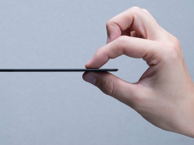 GRAPHT、FPS向けガラスマウスパッド「Glass Mouse Pad Nexus」など3製品