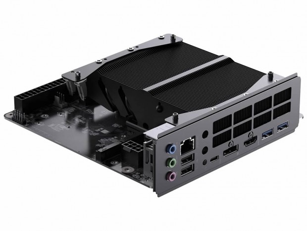【Amazonタイムセール】MINISFORUM、Ryzen 7 7745HX搭載Mini-ITXが47,499円
