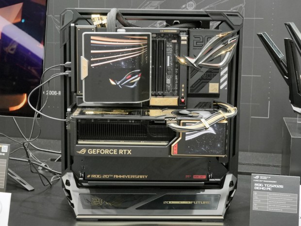 ROG 20周年記念モデル