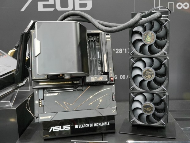 ROG 20周年記念モデル