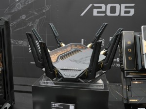 ROG 20周年記念モデル