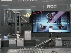 ROG 20周年記念モデル