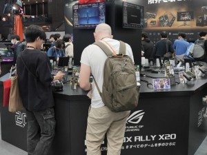 ROG 20周年記念モデル