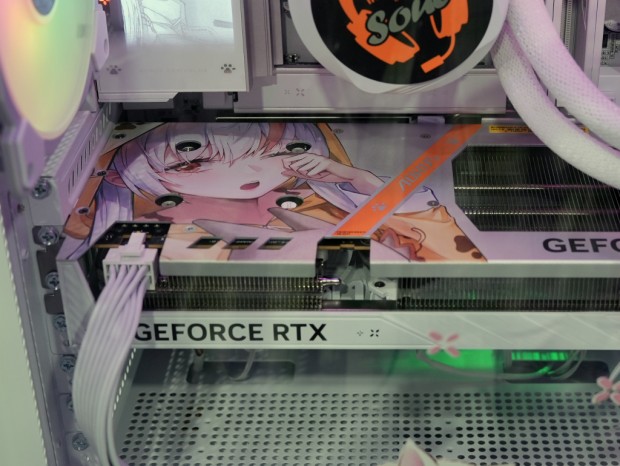 GIGABYTE x arkhive コラボ神鷹凛デスクトップPC