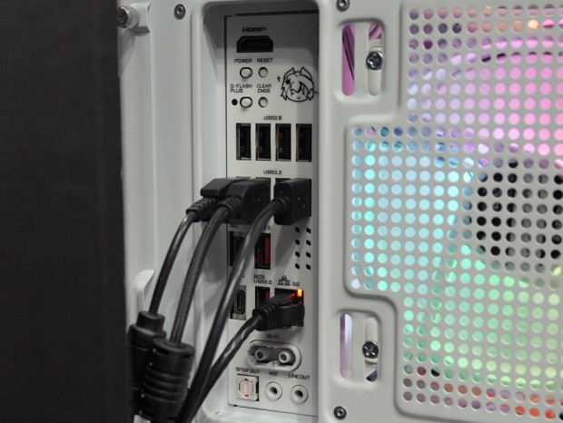 GIGABYTE x arkhive コラボ神鷹凛デスクトップPC