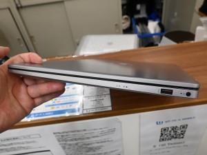 HP 470 G8