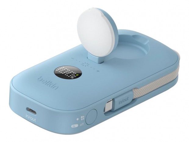 暗闇で人の動きを検知して自動点灯。Belkin、LEDライト搭載10,000mAhモバイルバッテリー