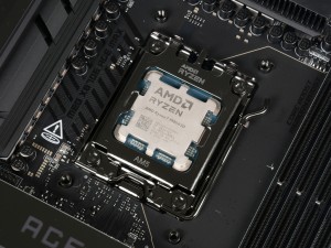 MEG CORELIQUID E15 360