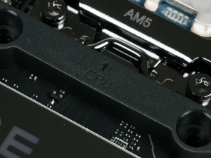 MEG CORELIQUID E15 360