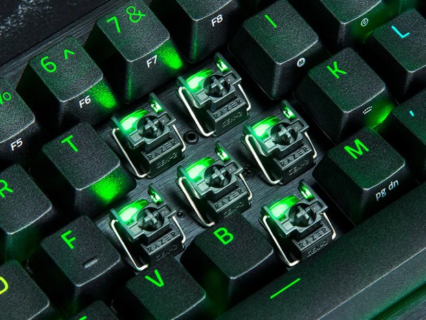 8,000Hz対応を60％サイズに凝縮、Razer「Huntsman V3 Pro Mini 8KHz」