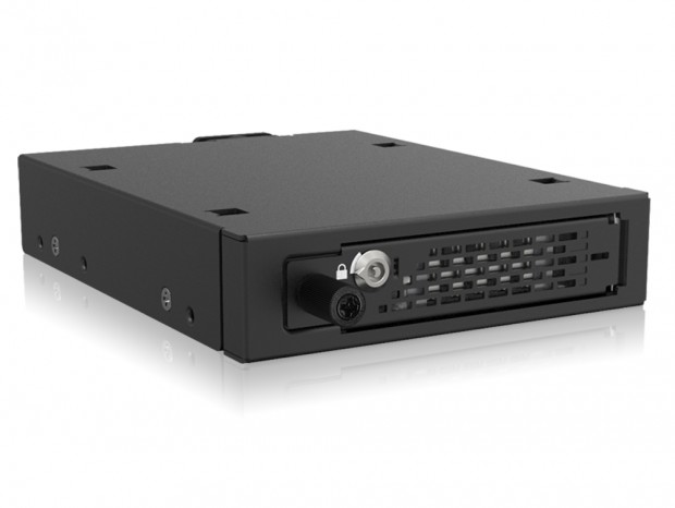 ICY DOCK、PCIe 5.0対応U.2/U.3 SSDリムーバブルケースなど2種発売