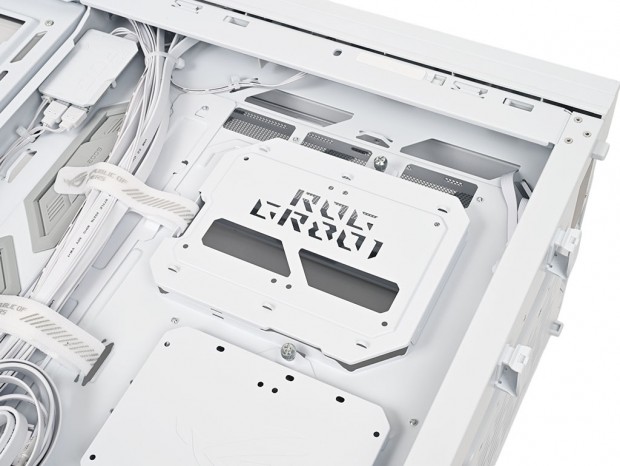 ASUS「ROG Cronox ARGB」