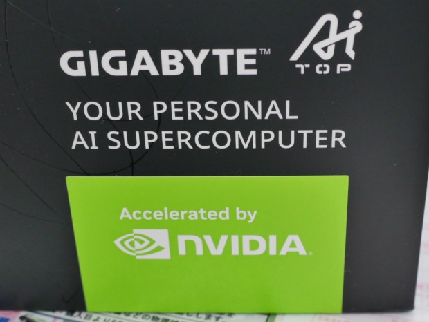 AI TOP ATOM