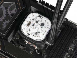 iCUE LINK TITAN II 360 RX LCD