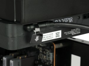 iCUE LINK TITAN II 360 RX LCD