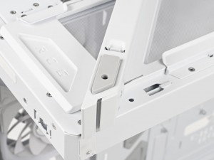 ASUS「ROG Cronox ARGB」