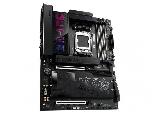 Colorful、19フェーズ電源のハイエンドAM5マザーボード「iGame X870E ULTRA-S V14」