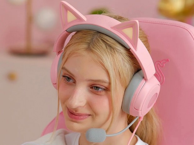 Razer、Type-C接続の最新ネコミミゲーミングヘッドセット「Kraken Kitty V3」が来月発売