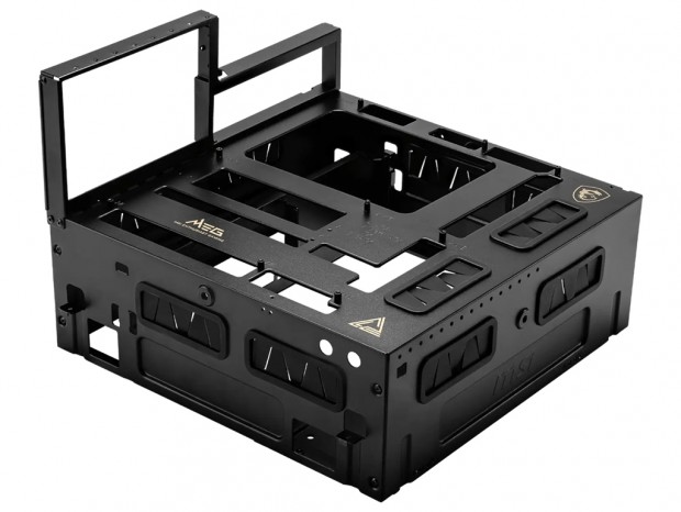 大型パーツも載せ放題。MSIのオープン型ベンチ台「MEG EM9」