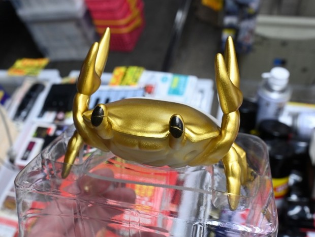 黄金のカニ型カップラーメンタイマー