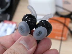 Noise Cancelling Wired Earbuds